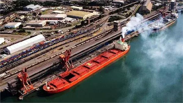 中国“海上驿站”,惹来日媒*拍偷**