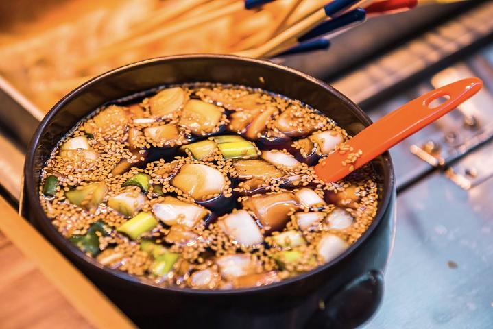 这里是韩国最传统的市场，不仅有美食还有免税店