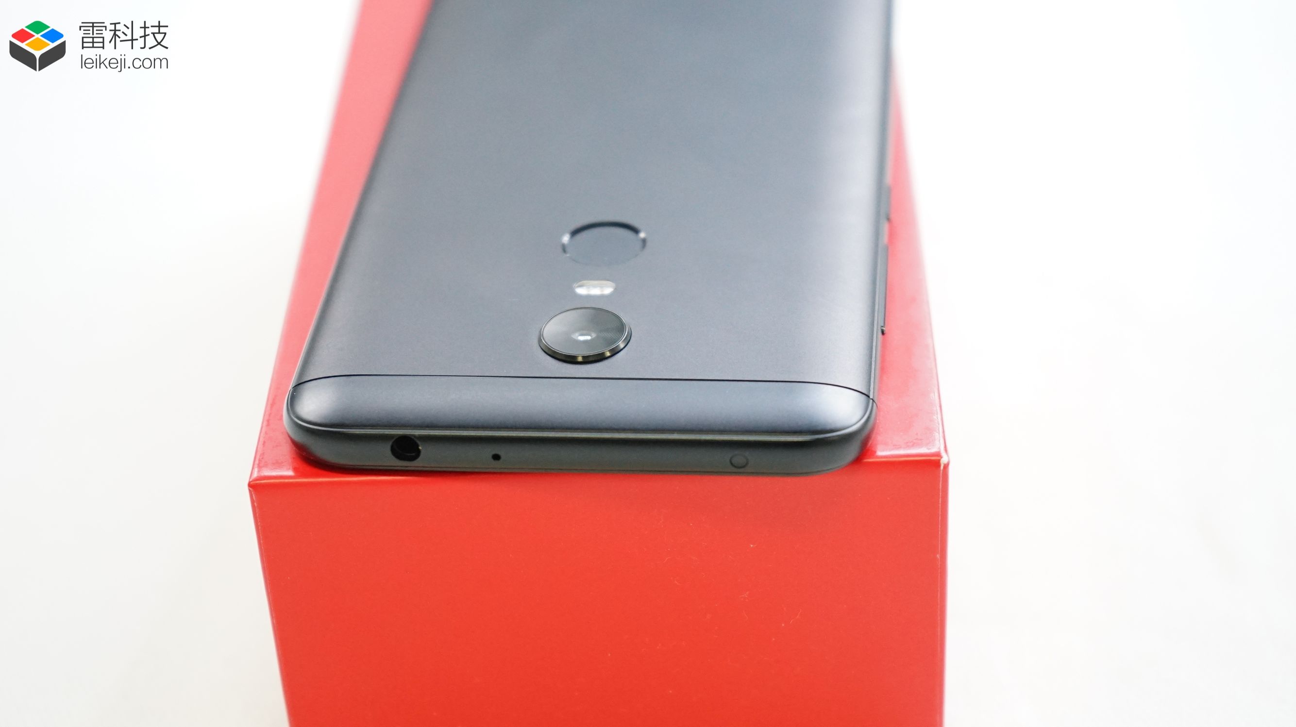 红米价格屠夫,价格屠夫出小米爆品328元搅局