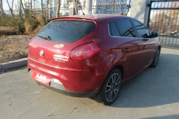 给新生闺女买车,菲亚特博悦,很合适