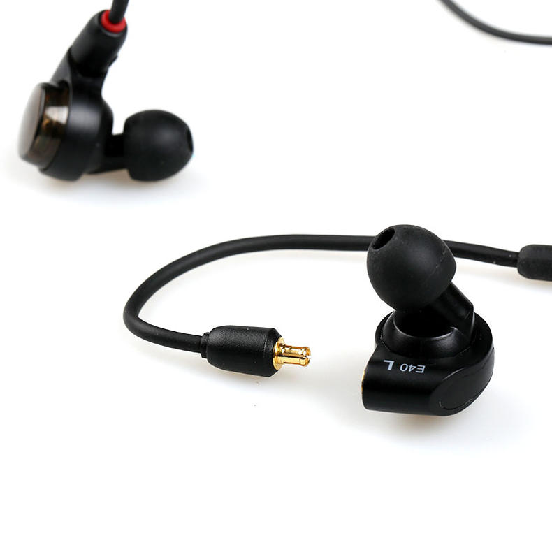 你们都用的哪款耳机,你们都用过哪些耳机