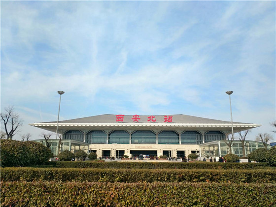 坐着高铁去西安，逛吃逛吃逛吃……