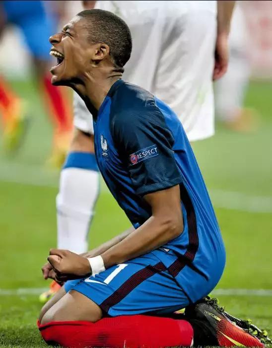 17-18欧冠皇马vs巴黎姆巴佩,2013欧冠皇马vs多特次回合