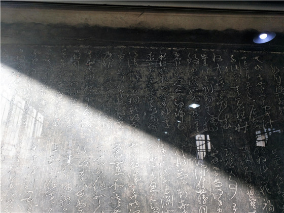 坐着高铁去西安，逛吃逛吃逛吃……