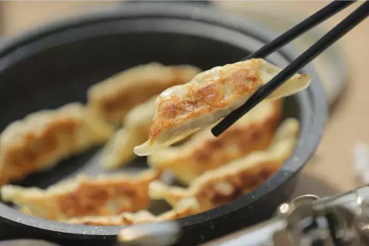 舌尖上的美食青岛完整版,舌尖上的青岛西海岸美食