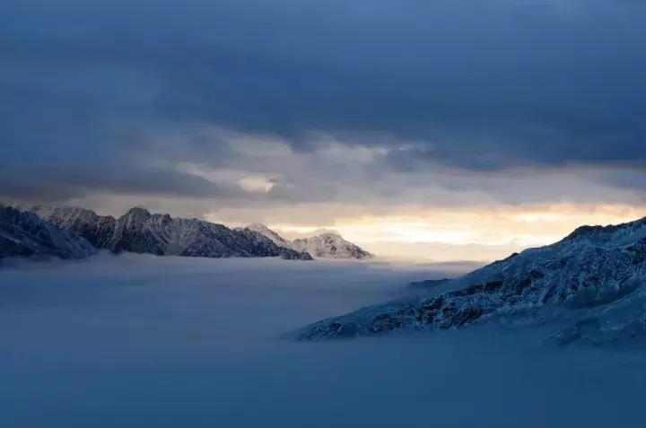 一下雪峨眉山就成了仙境,一下雪川西便美成了天堂