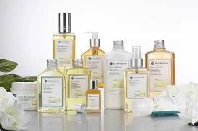 去泰国带哪些东西回去比较划算,来泰国必买什么产品