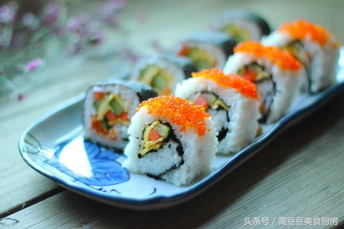 适合小朋友吃的紫菜包饭,给孩子做紫菜包饭