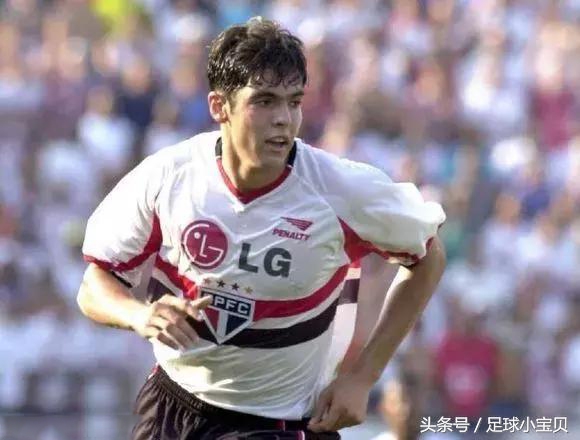 曾经的翩翩少年歌曲,卡卡以前和现在的变化