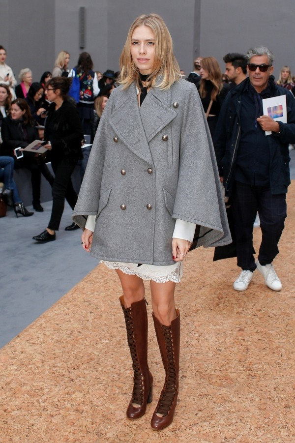 佟丽娅红色深礼服,佟丽娅红色斜肩礼服典雅