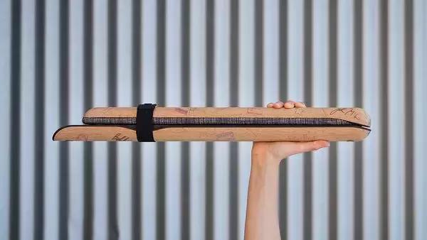 做人要骚-能装进旅行包的酷吉他，还是无弦的？