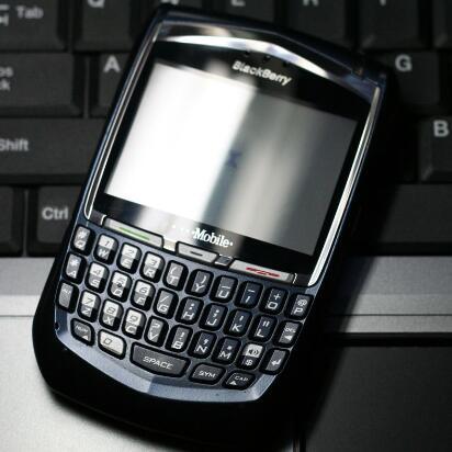 黑莓手机哪款最值得入手,blackberry黑莓手机