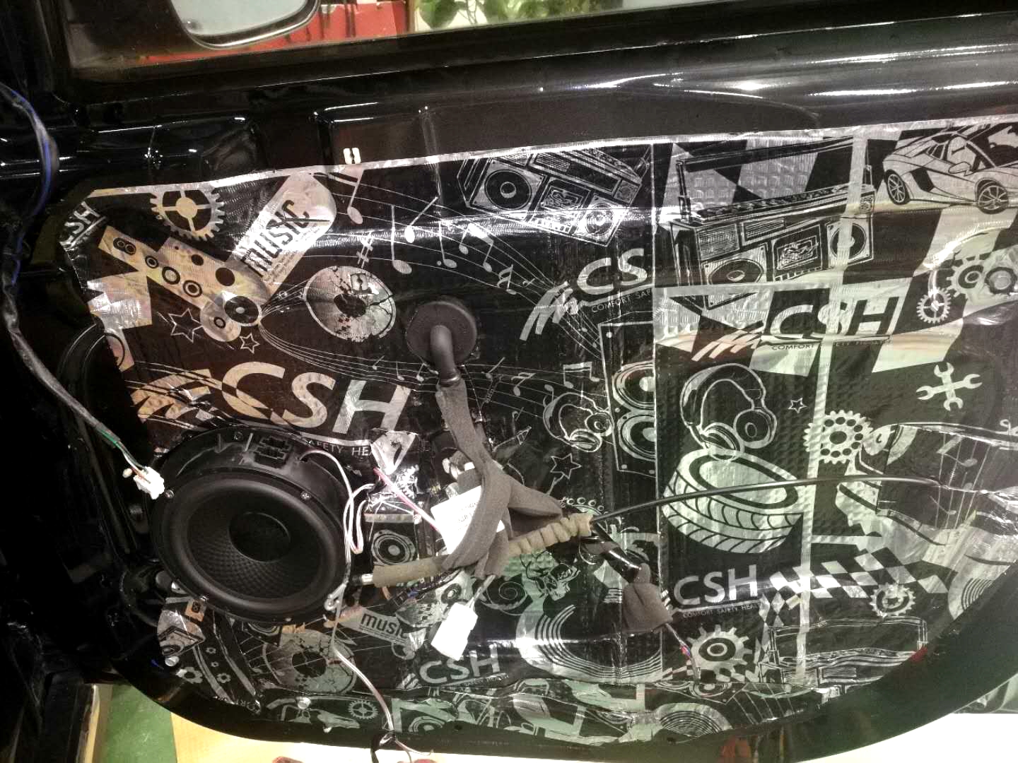 荣威550音响播放视频,荣威550车的音响怎么设置