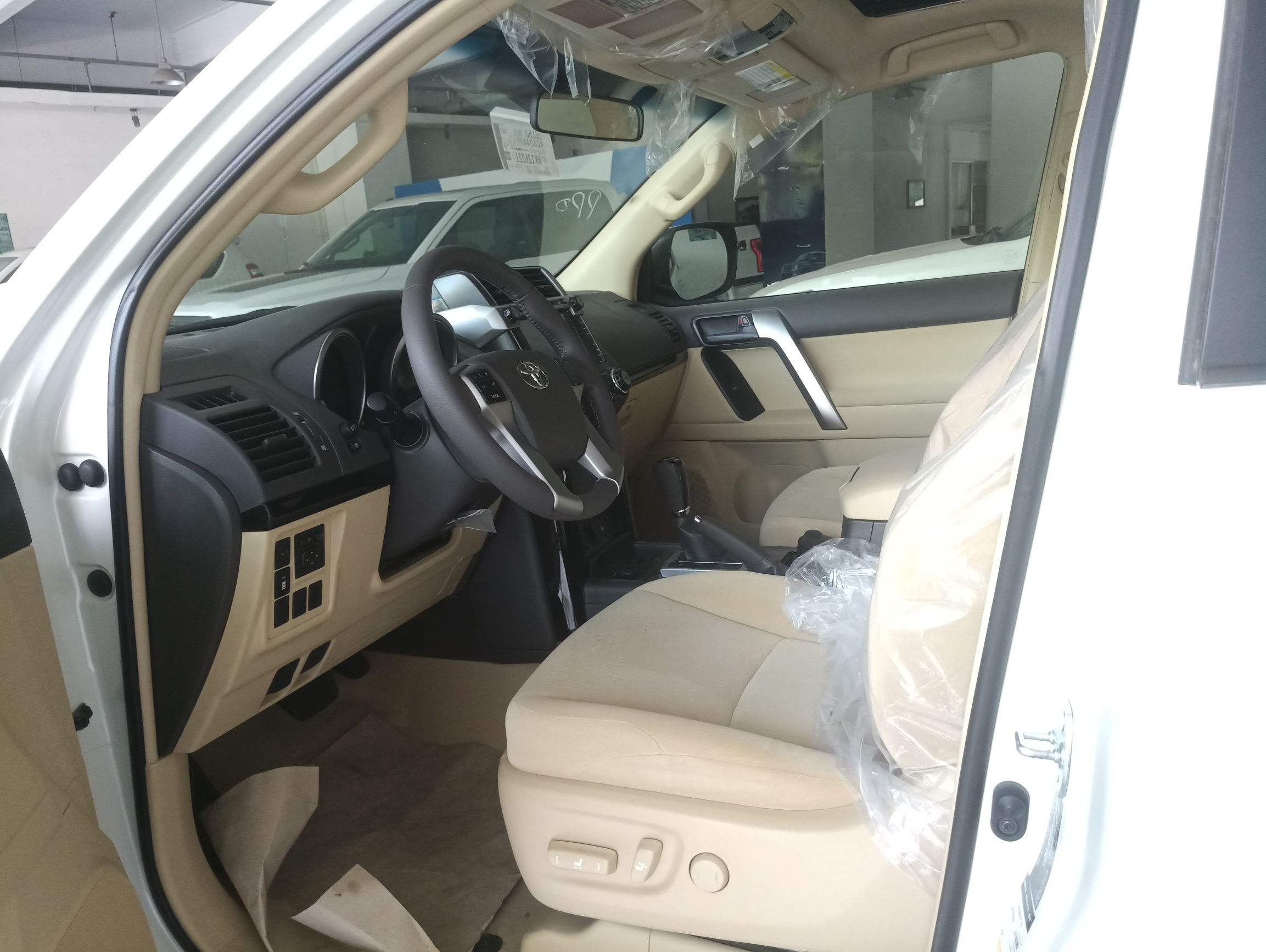 霸道普拉多国产2.7,中东版普拉多口碑