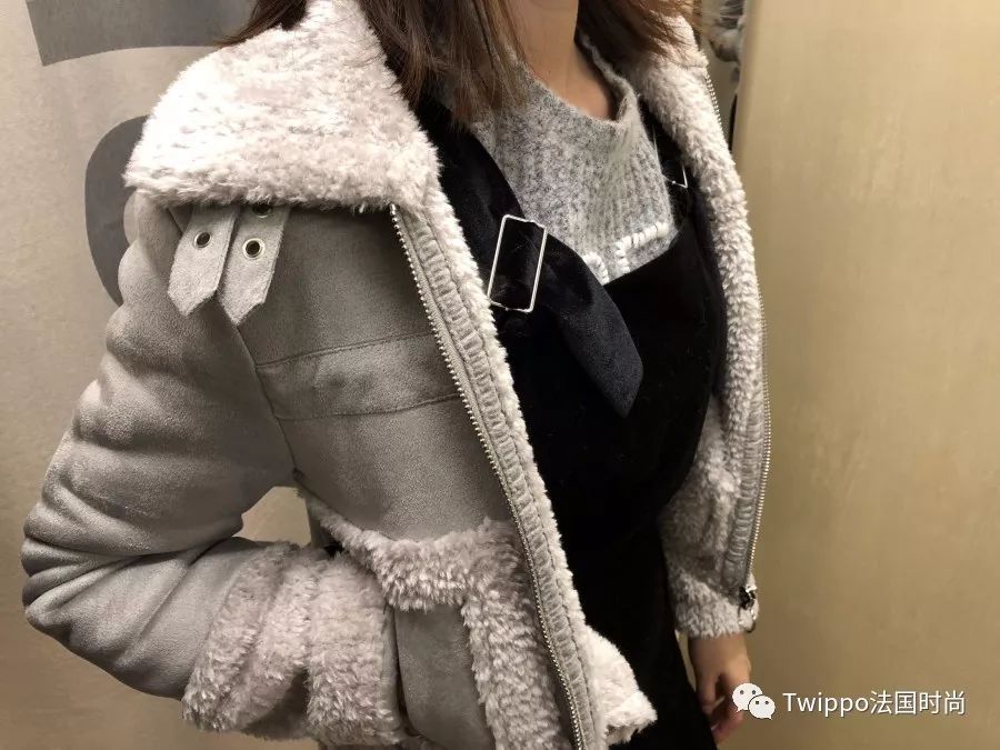 丝绒单品怎么穿好看,今年流行丝绒单品