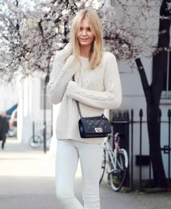 最近很火的针织衫打底,2022时尚潮流百搭针织衫打底单穿