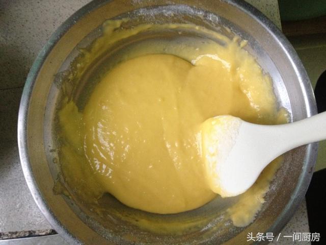 怎么用电饭锅做出蓬松柔软的蛋糕,用电饭煲做出蓬松柔软的蛋糕