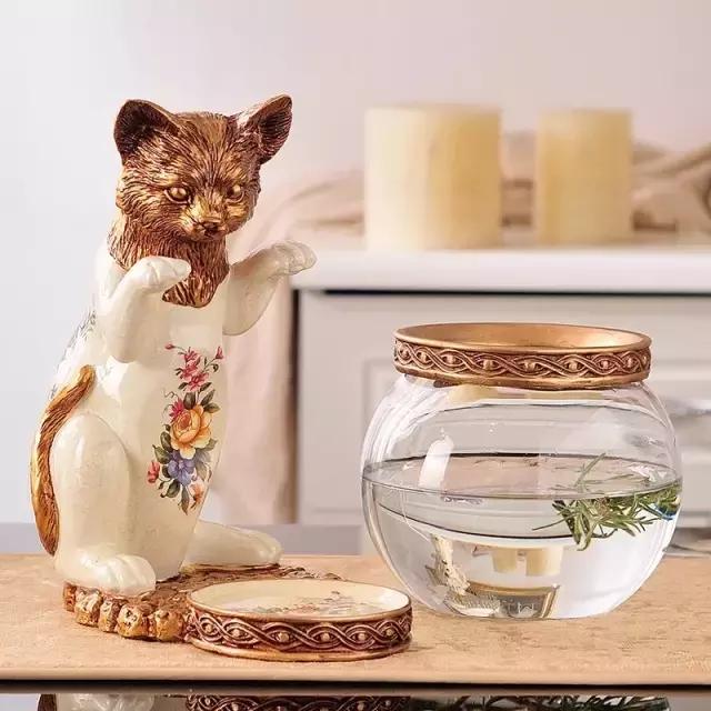 陶瓷摆件猫 (瓷摆件猫)
