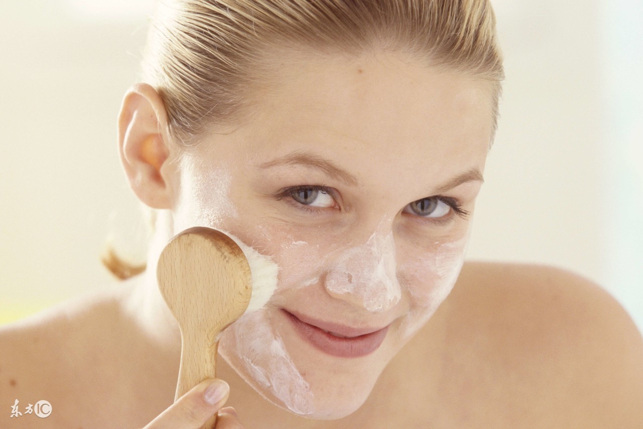 辟谣护肤界盛传的谣言,辟谣这9条护肤谣言真是害人不浅