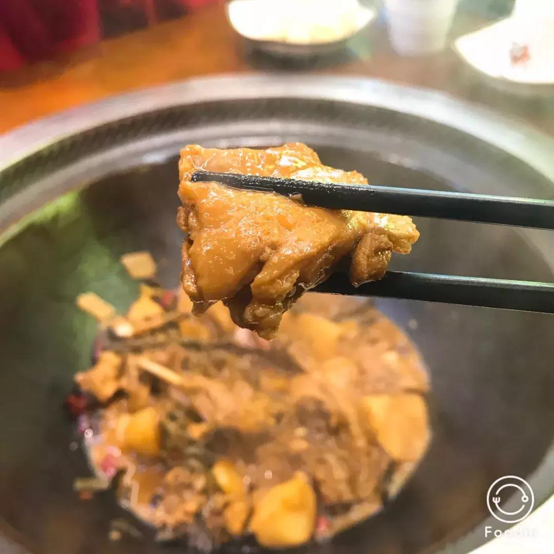 正宗东北铁锅炖鸡做法,东北铁锅炖鸡块最正宗的做法