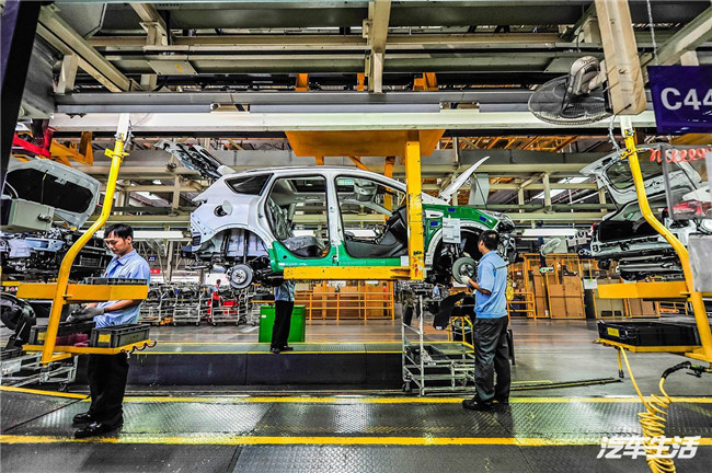 b级车的市场火爆起来,新款蒙迪欧为什么销量这么好了