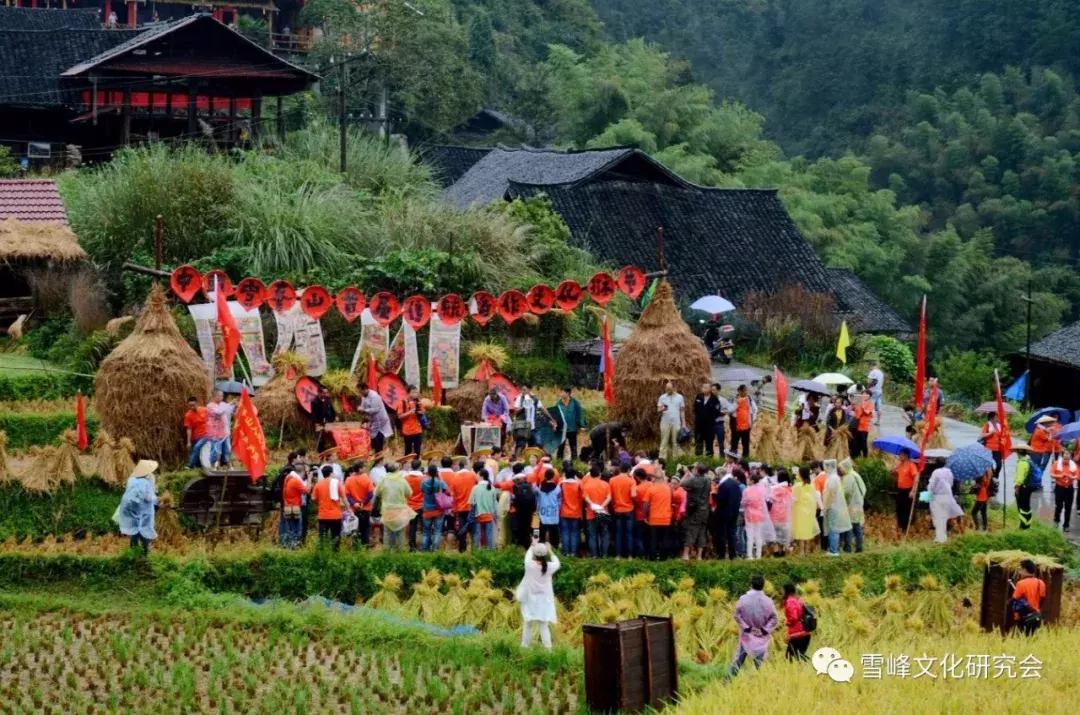 雪峰山老人,旅游扶贫雪峰山模式