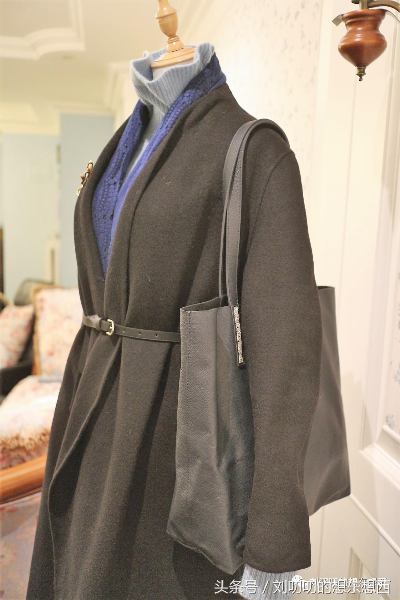 黑look搭配轻松随意,一日一look内搭图片