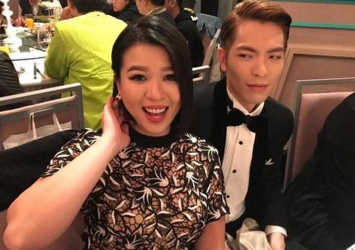 萧敬腾婚礼献唱,萧敬腾marryme婚礼新郎唱歌