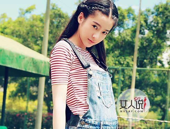 张雪迎气质婉约娇艳靓丽甜美灵动,张雪迎机场清爽造型少女感十足