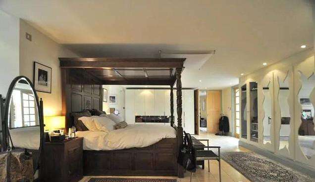 卧室摆放镜子效果图,卧室梳妆台镜子摆放禁忌