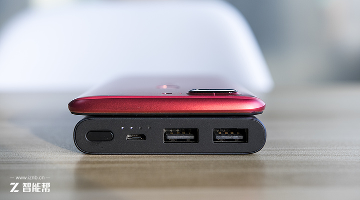 小米移动电源2拆解图详细,新小米移动电源2支持快充协议