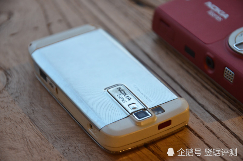 诺基亚滑盖式2023,滑盖式诺基亚5200