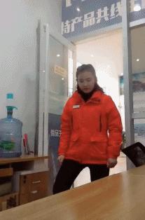 和平精英开物理外挂会被封号吗,吃鸡游戏怎么玩才能不被封号