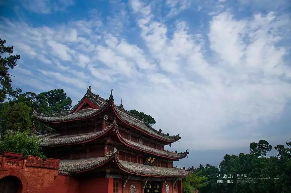 国内最值得自驾的7条绝美路线,自驾21条经典路线图