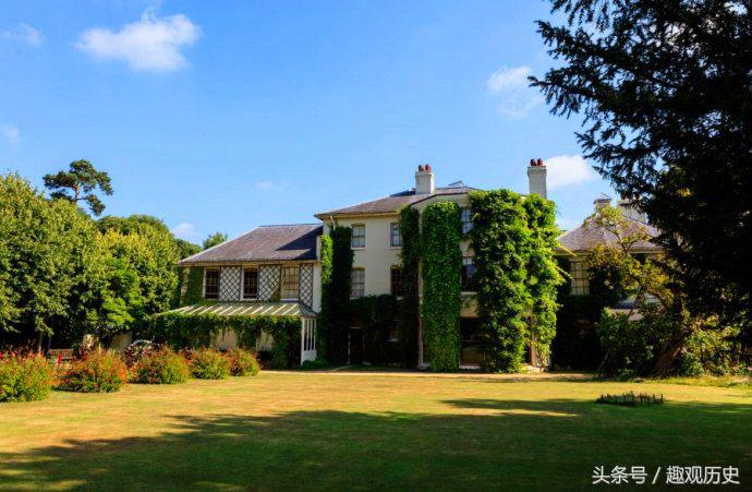 达尔文进化论是和谁一起提出来的,达尔文进化论是怎么提出来的