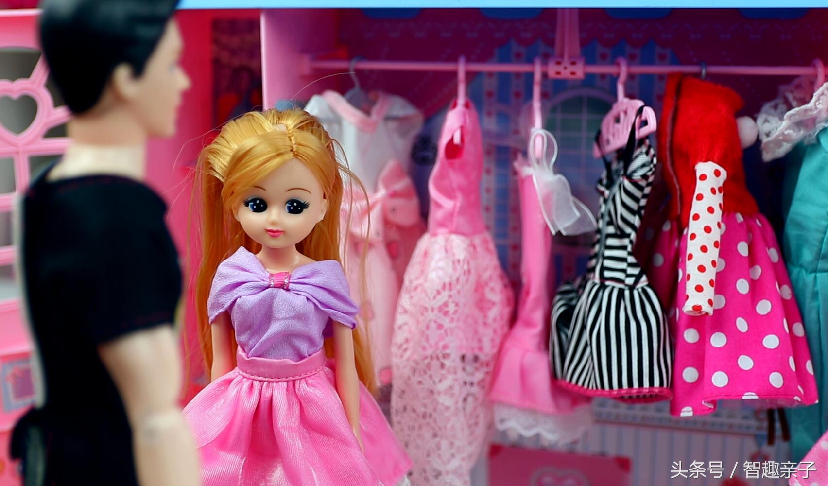 芭比娃娃过家家故事,芭比娃娃过圣诞节玩具故事