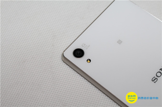 手机直射光与闪光灯的区别,手机电筒灯光爆闪