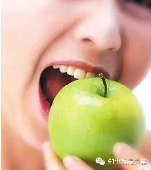 有什么办法能让大黄牙变白牙,一口大黄牙是怎么回事