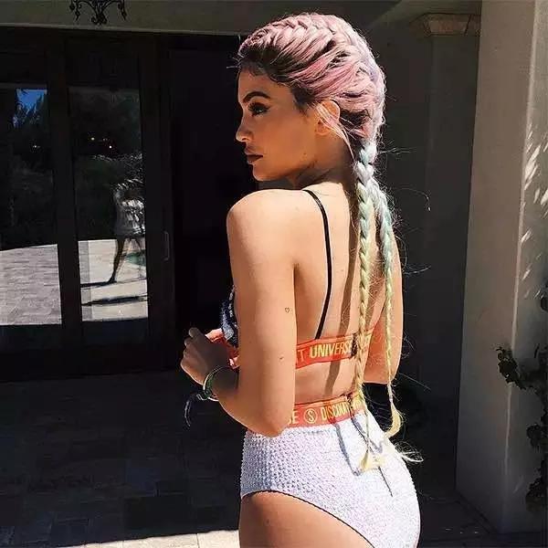 潮流音乐节换哪套衣服好,潮流出去玩穿搭