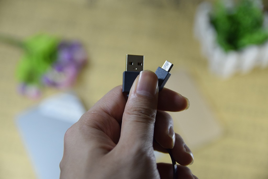 将土豪金装进口袋，和MacBookPro同工艺的必备神器