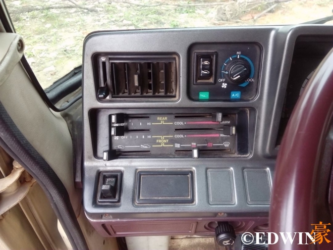 丰田考斯特最牛版本,打脸模仿者