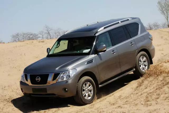 劳斯莱斯高端奢华吗,劳斯莱斯顶级奢华