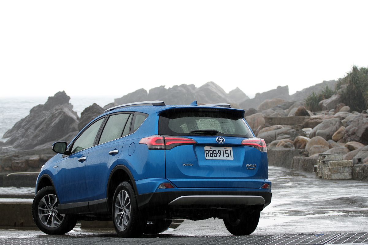 toyotarav42022,toyotarav4老款蓝色