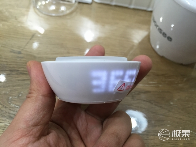 宝宝可加热的奶瓶,婴幼儿自动加热奶瓶