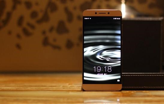 乐2与魅族PRO6的跨级PK，你更看好谁？