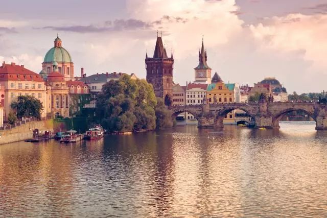 捷克超强旅游攻略,捷克游玩的攻略