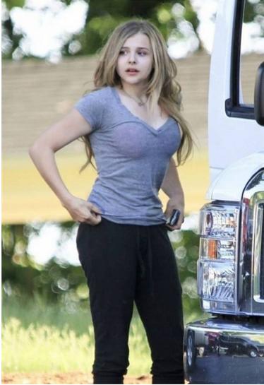 小贝大儿子与女友,小贝长子官宣订婚