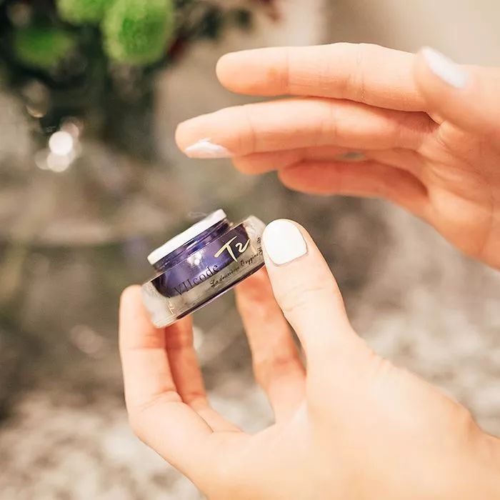 抗老眼霜大眼袋,抗老眼霜20-25岁黑眼圈