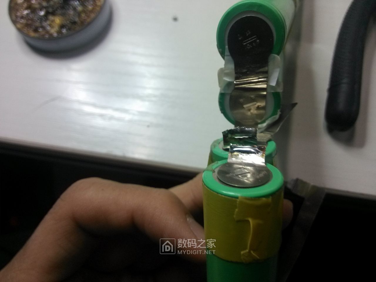 e430c笔记本电池换电芯教程,e47a笔记本电池更换电芯教程