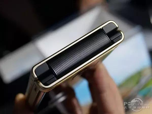 三星w系列跟苹果哪个值得入手,三星w2019和苹果x怎么选